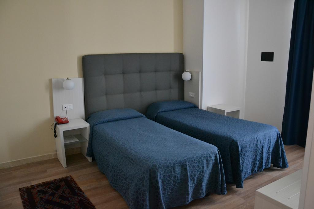 Stockholm Hotel 3*