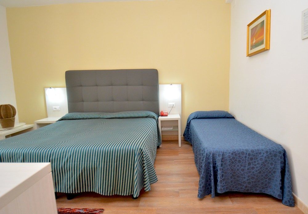 Hotel Stockholm 3*